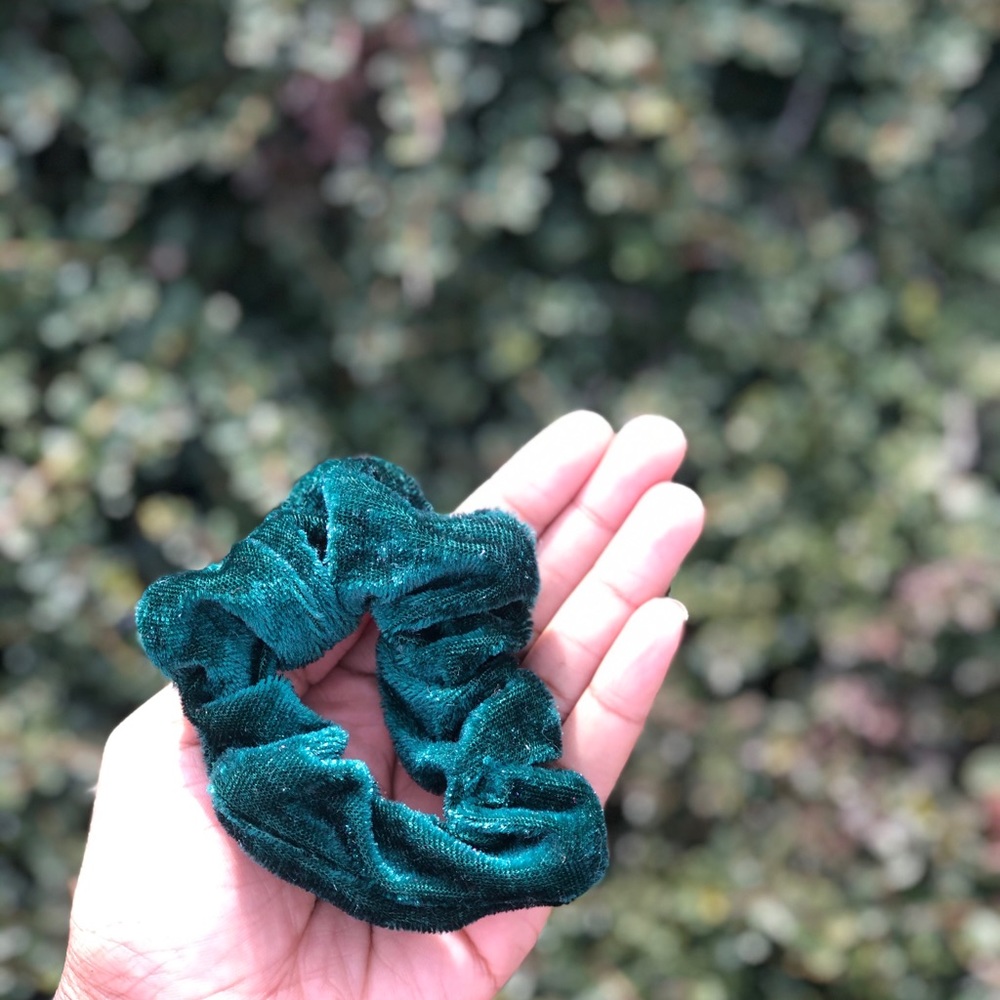 Scrunchies - Picture 2 of 8